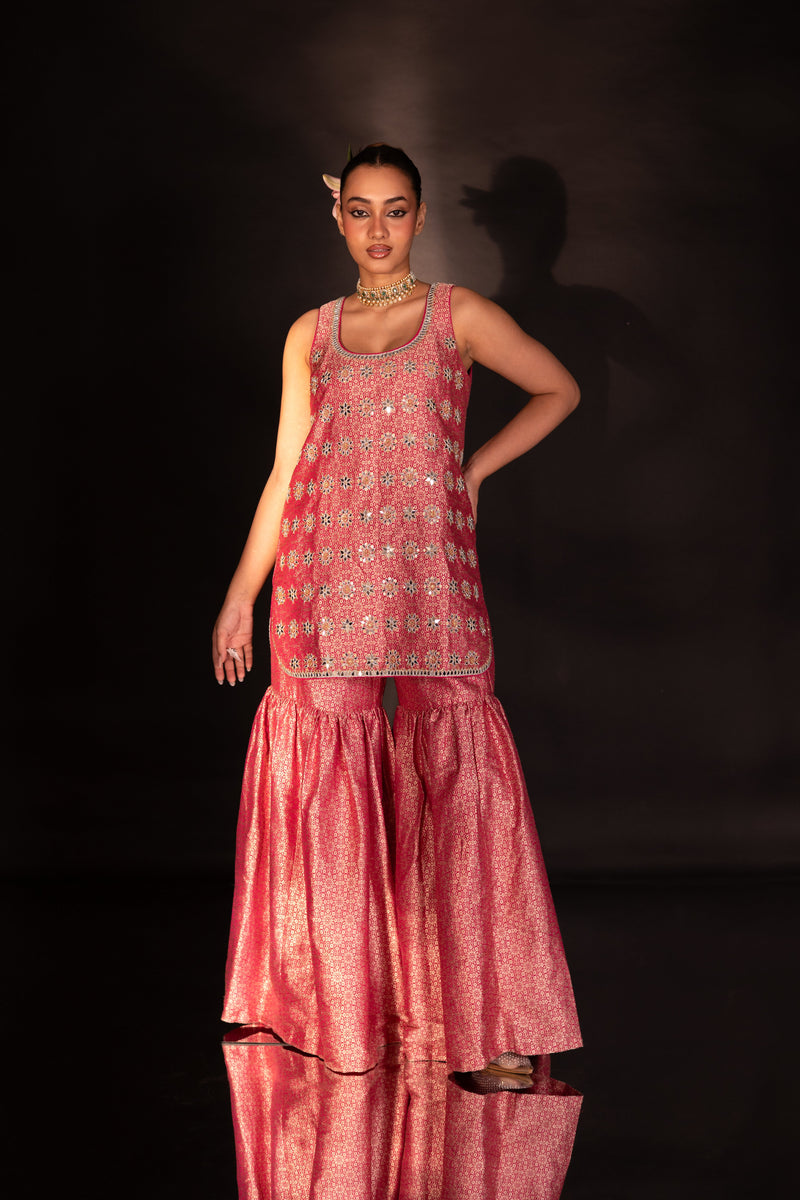 Vintage Bollywood Fashion: The Golden-Age Looks That Still Shape How We Dress