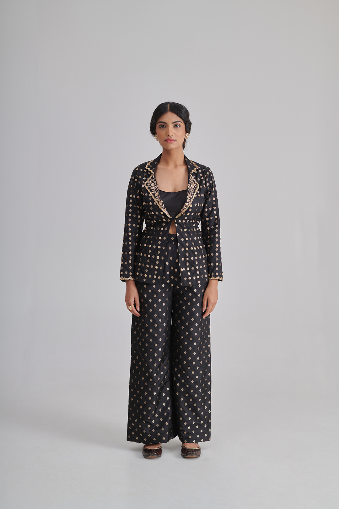 Jaal Patterns: A Guide to All-Over Embroidery in Indian Fashion