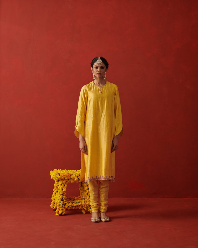 Vasant Panchami & Saraswati Puja Outfit Ideas: Wear Yellow