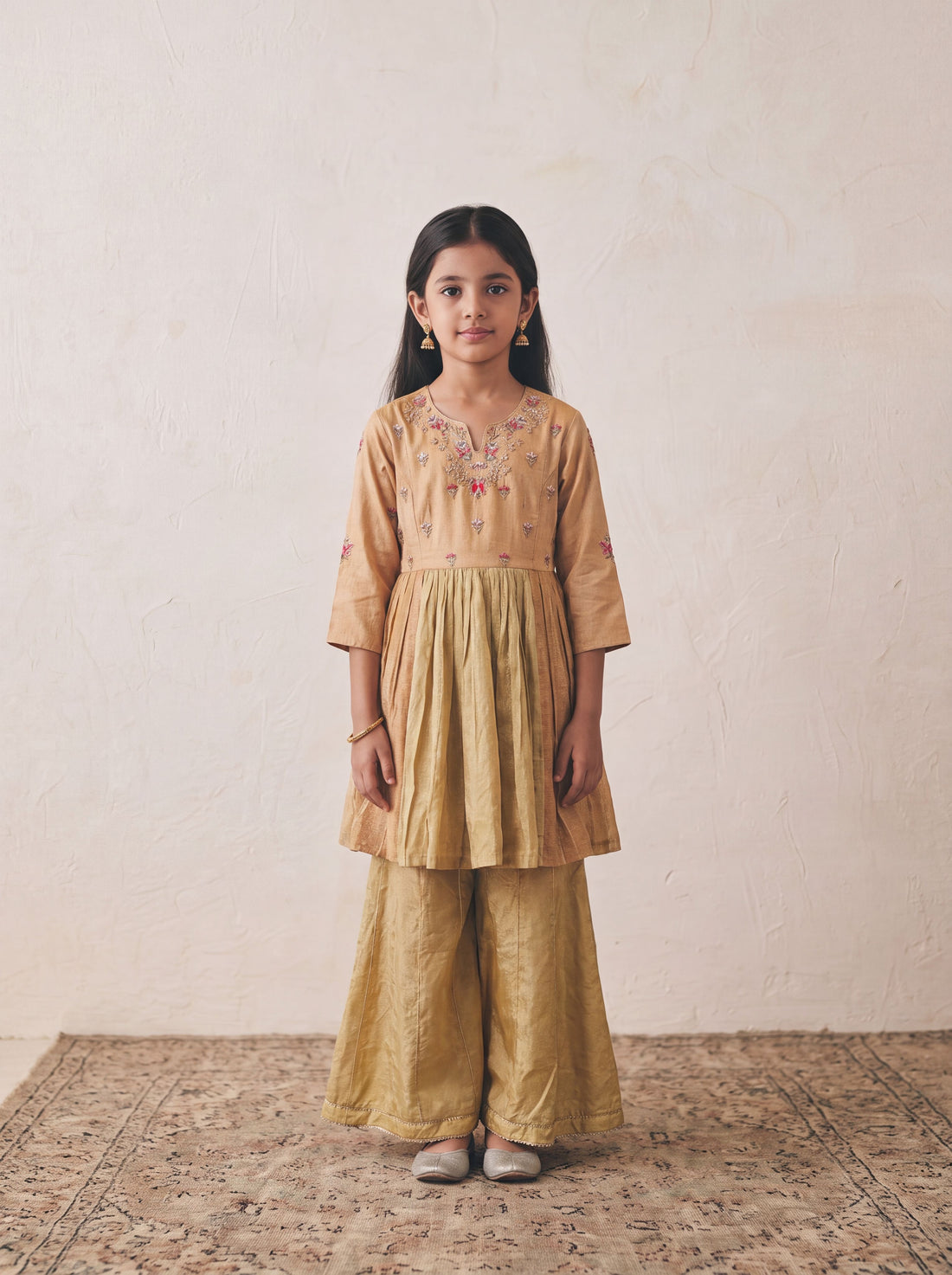 ANANYA & TAVISHI — KIDS