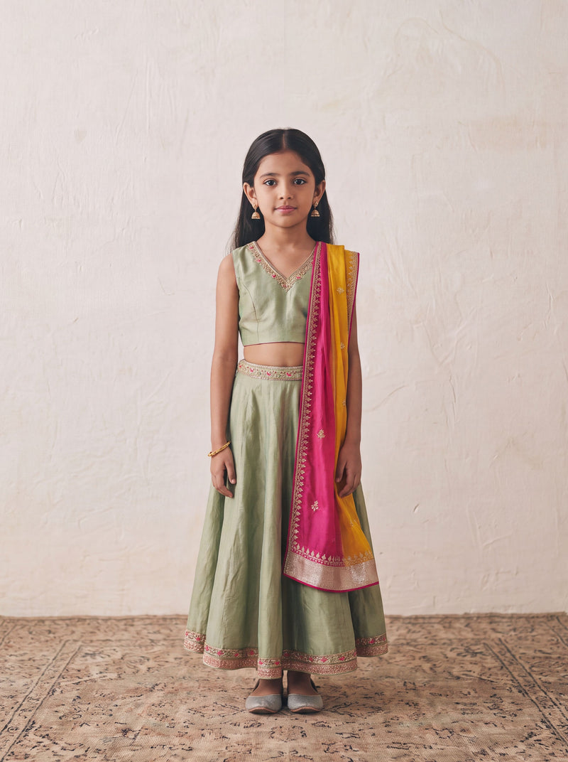 BANO & DILRUBA — KIDS