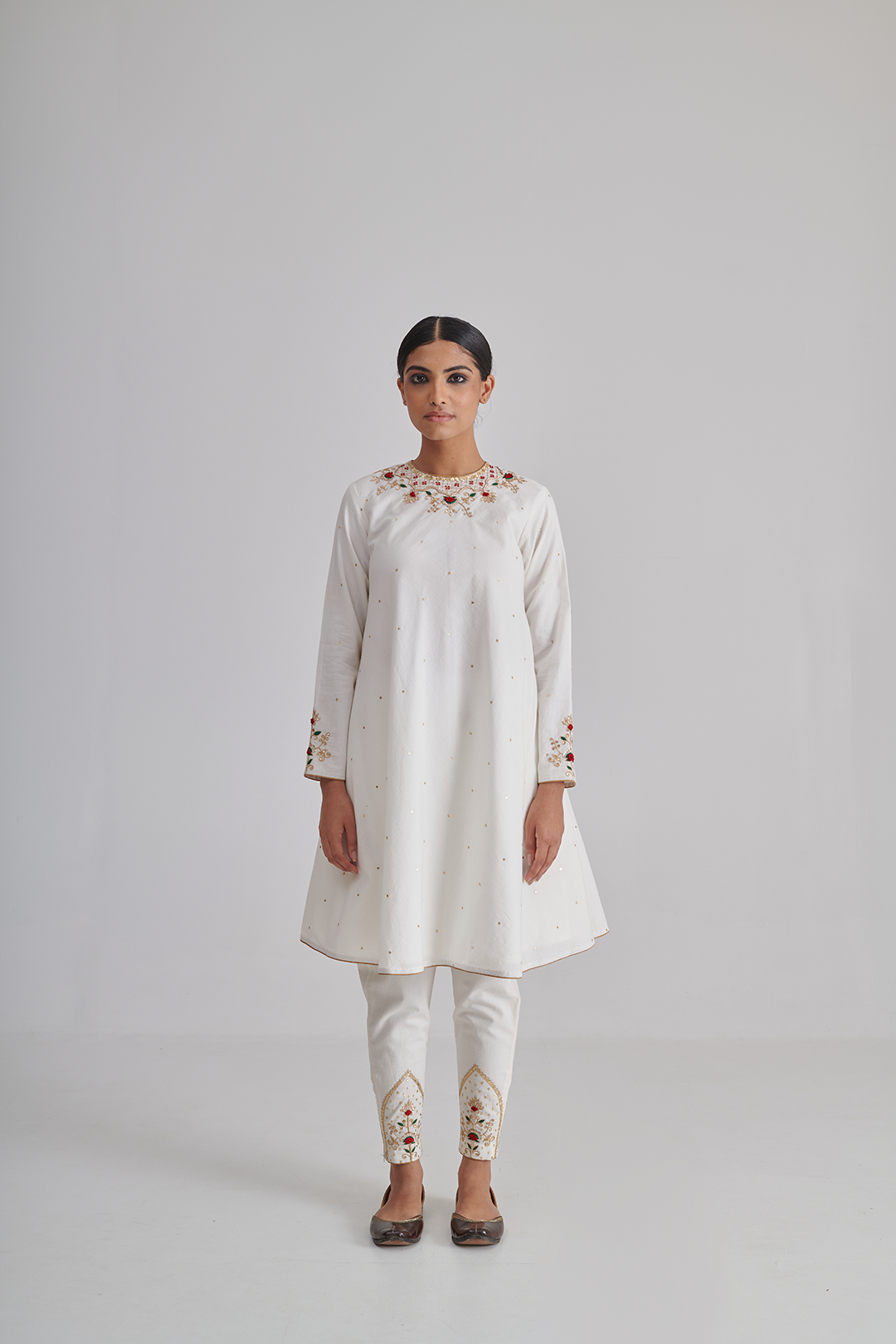 Luxe Minimalism in Indian Fashion: Why Tone-on-Tone Embroidery Is Defining 2026