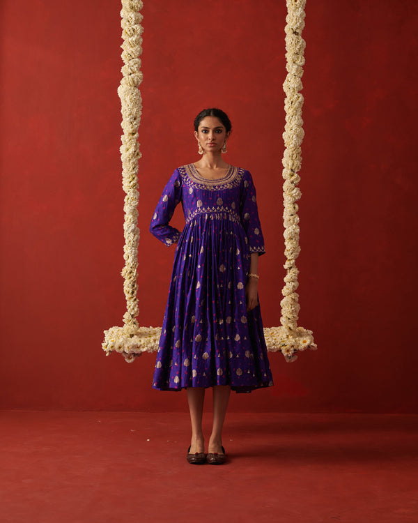 Custom Plus Size Indian Wear: Made-to-Measure for Every Body