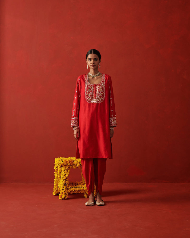 Choti Diwali & Narak Chaturdashi Outfit Ideas: What to Wear for the Eve and the Dawn Bath