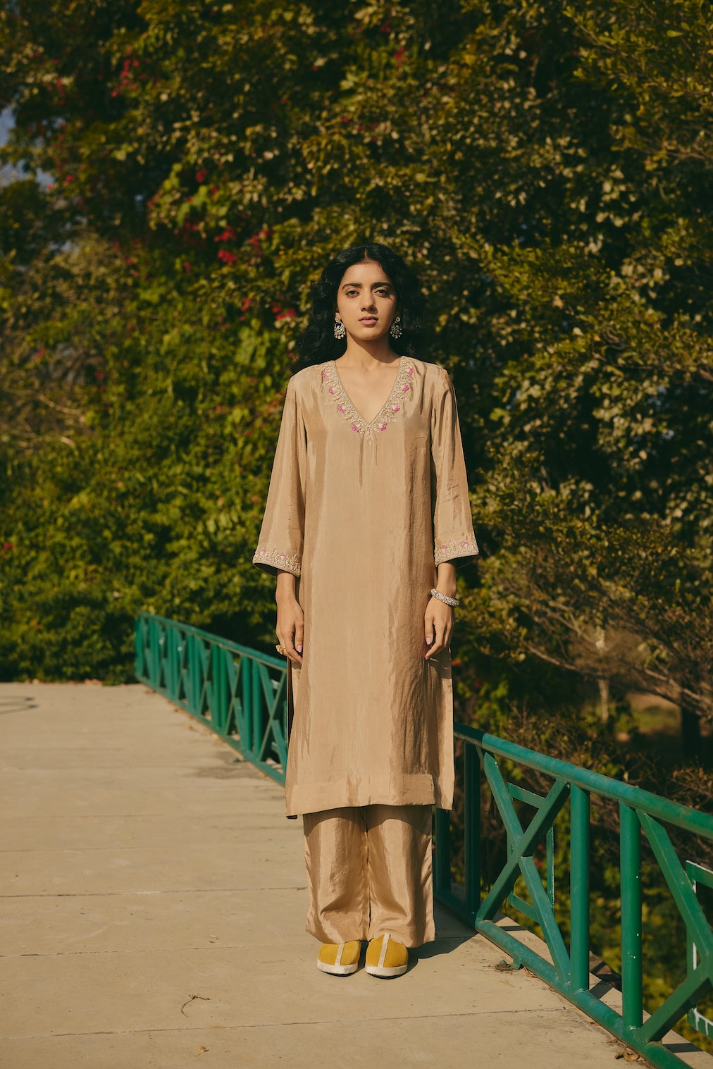 Custom Outfits for Pre-Wedding Photoshoots: What Works on Camera