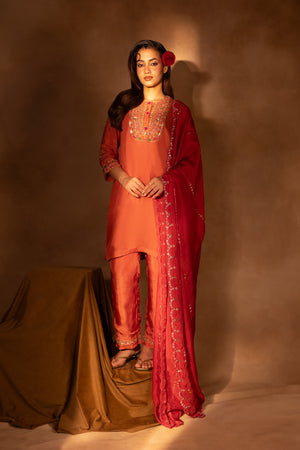 AATISH KURTA SET