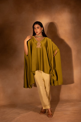 ZARNOON CAPE SET