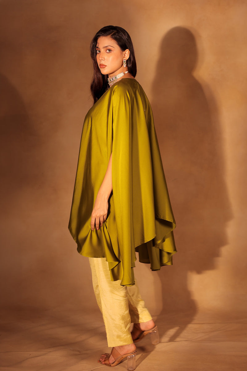 ZARNOON CAPE SET — another view