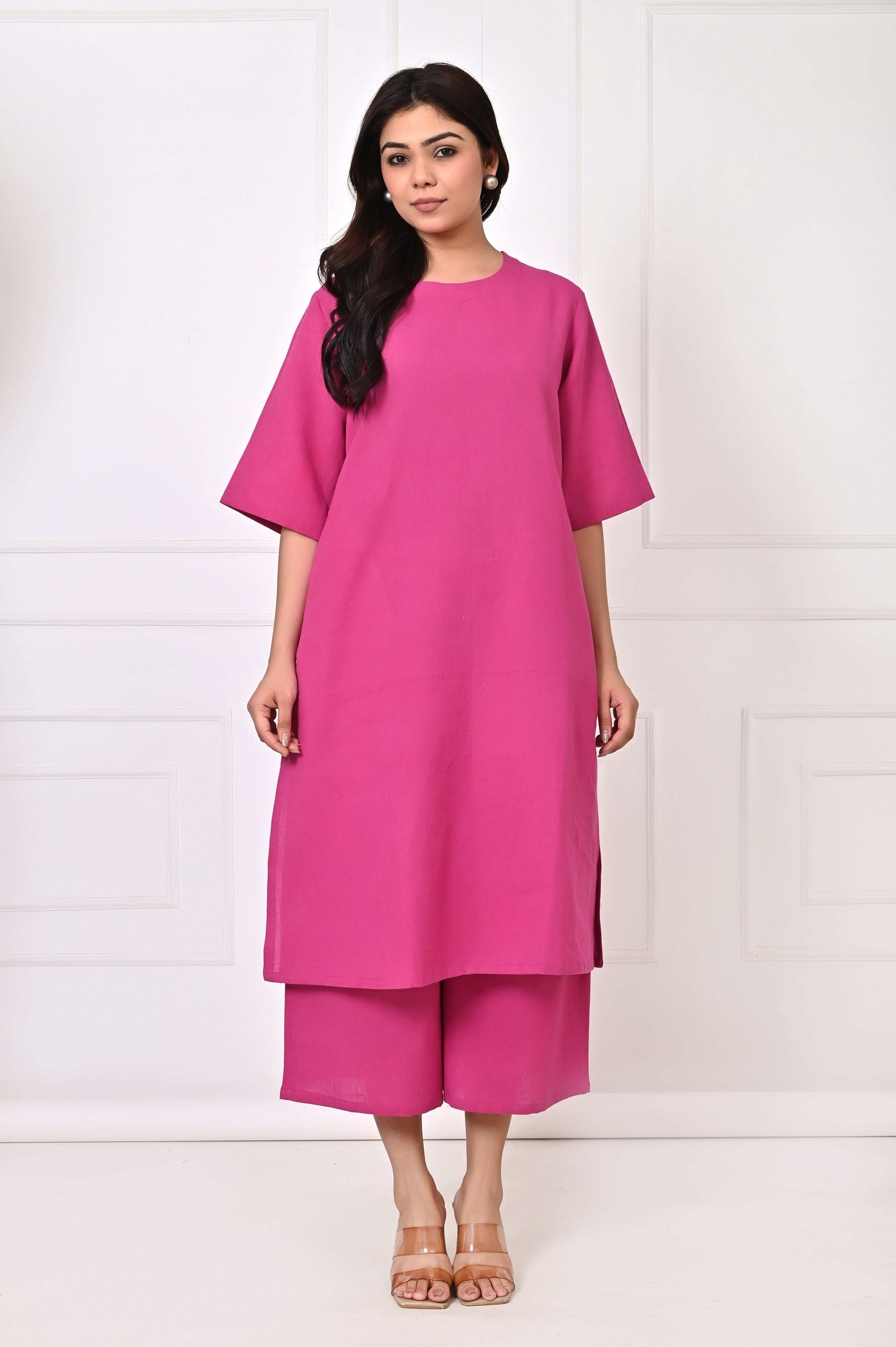 GULNAAR KURTA SET