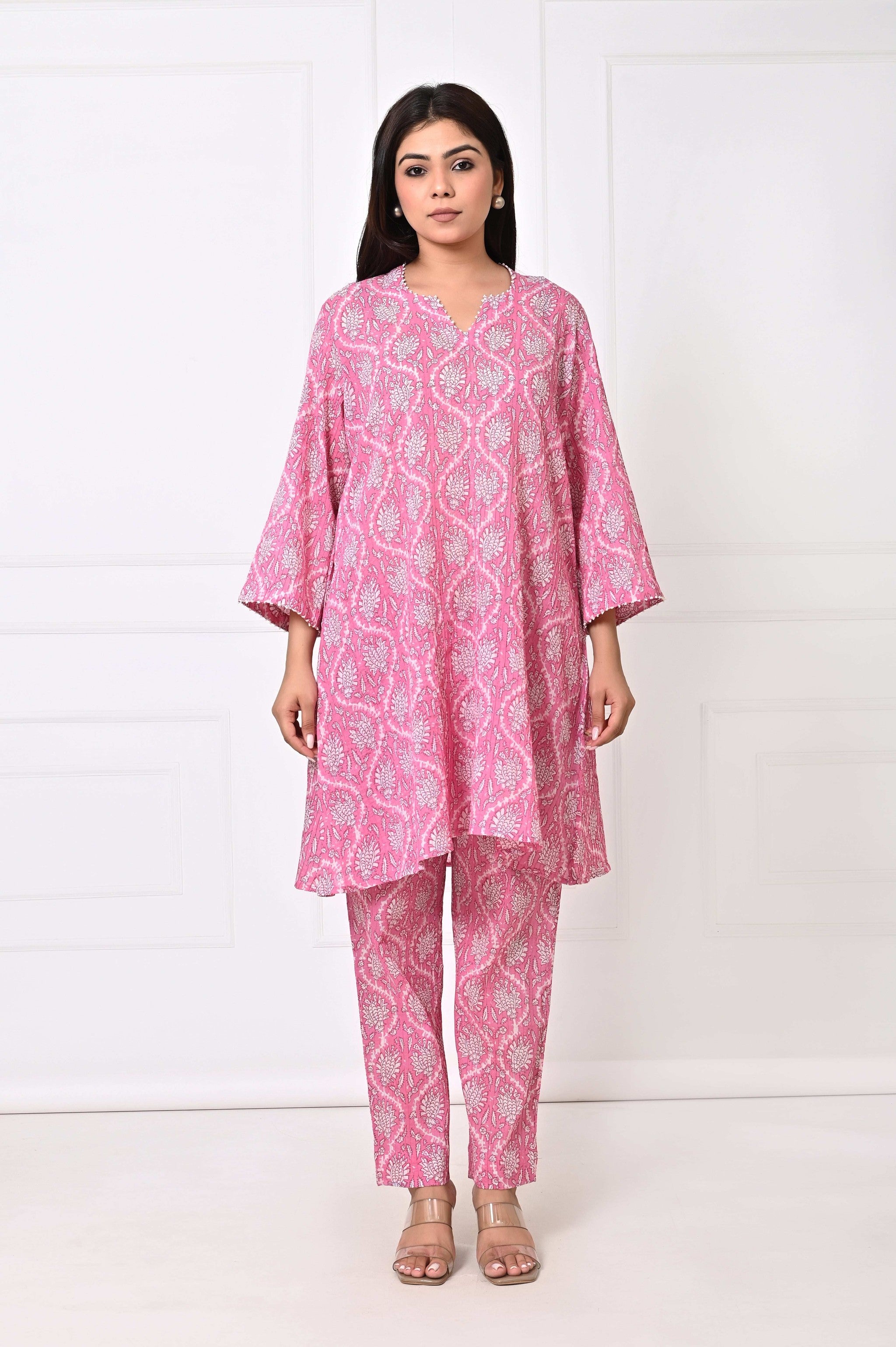 GULAABI KURTA SET