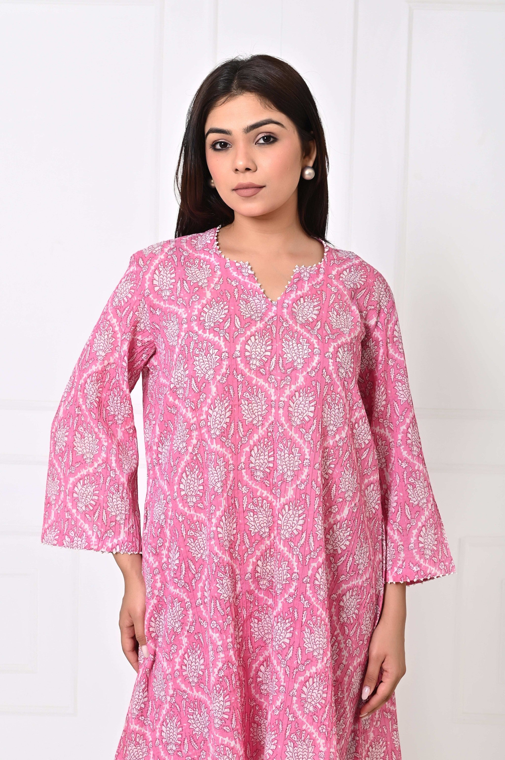 GULAABI KURTA SET
