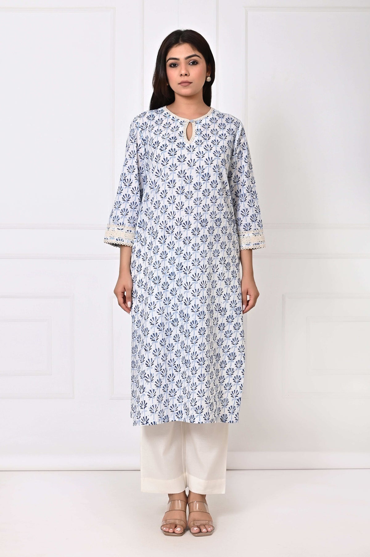 NEELAYA KURTA SET