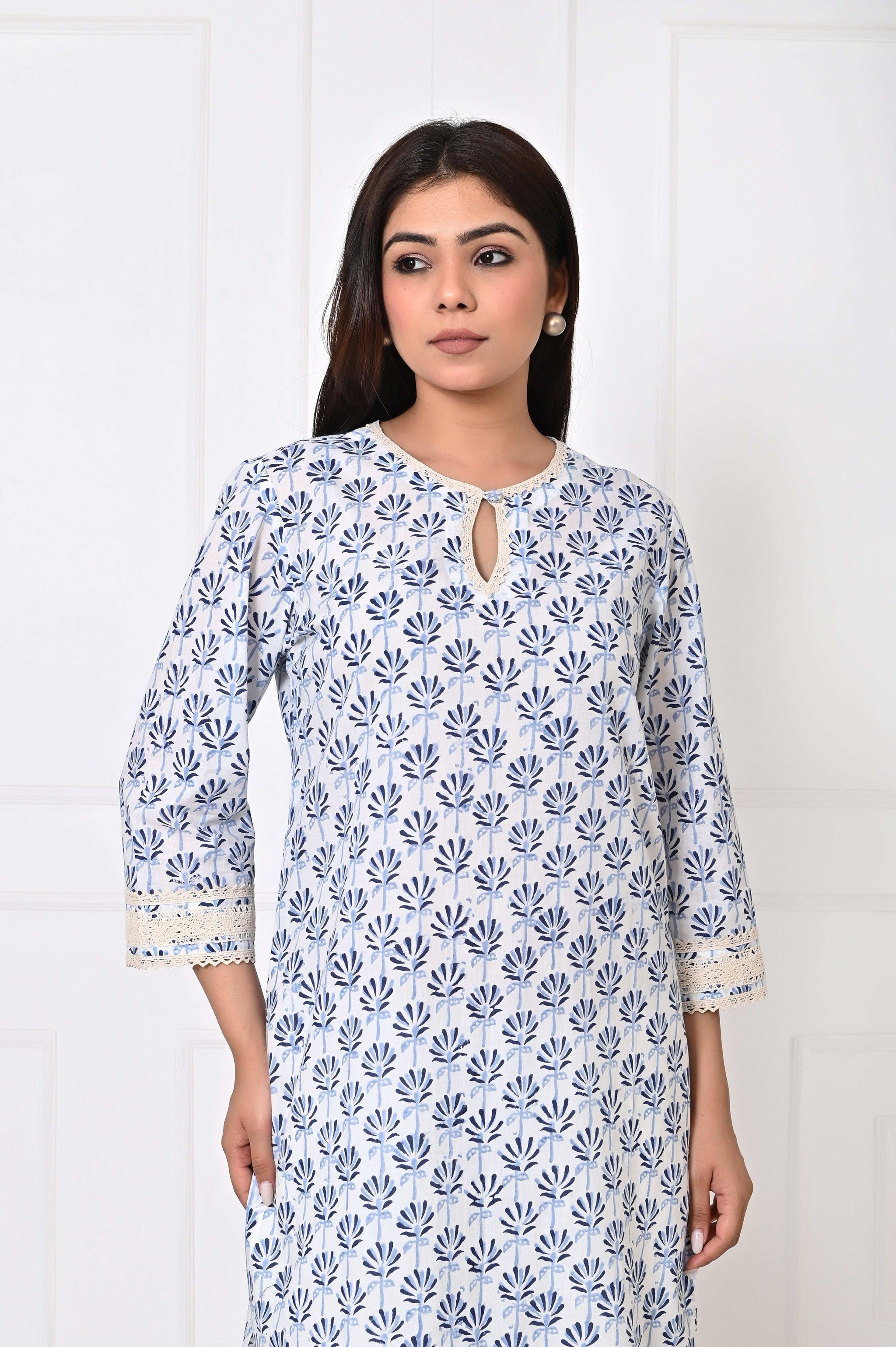 NEELAYA KURTA SET