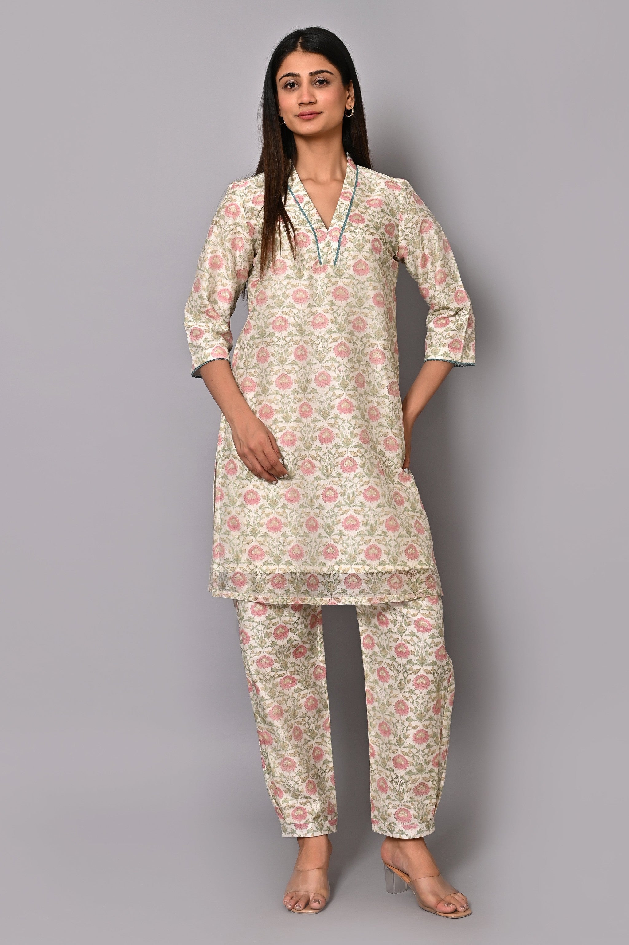 POETRY KURTA SET