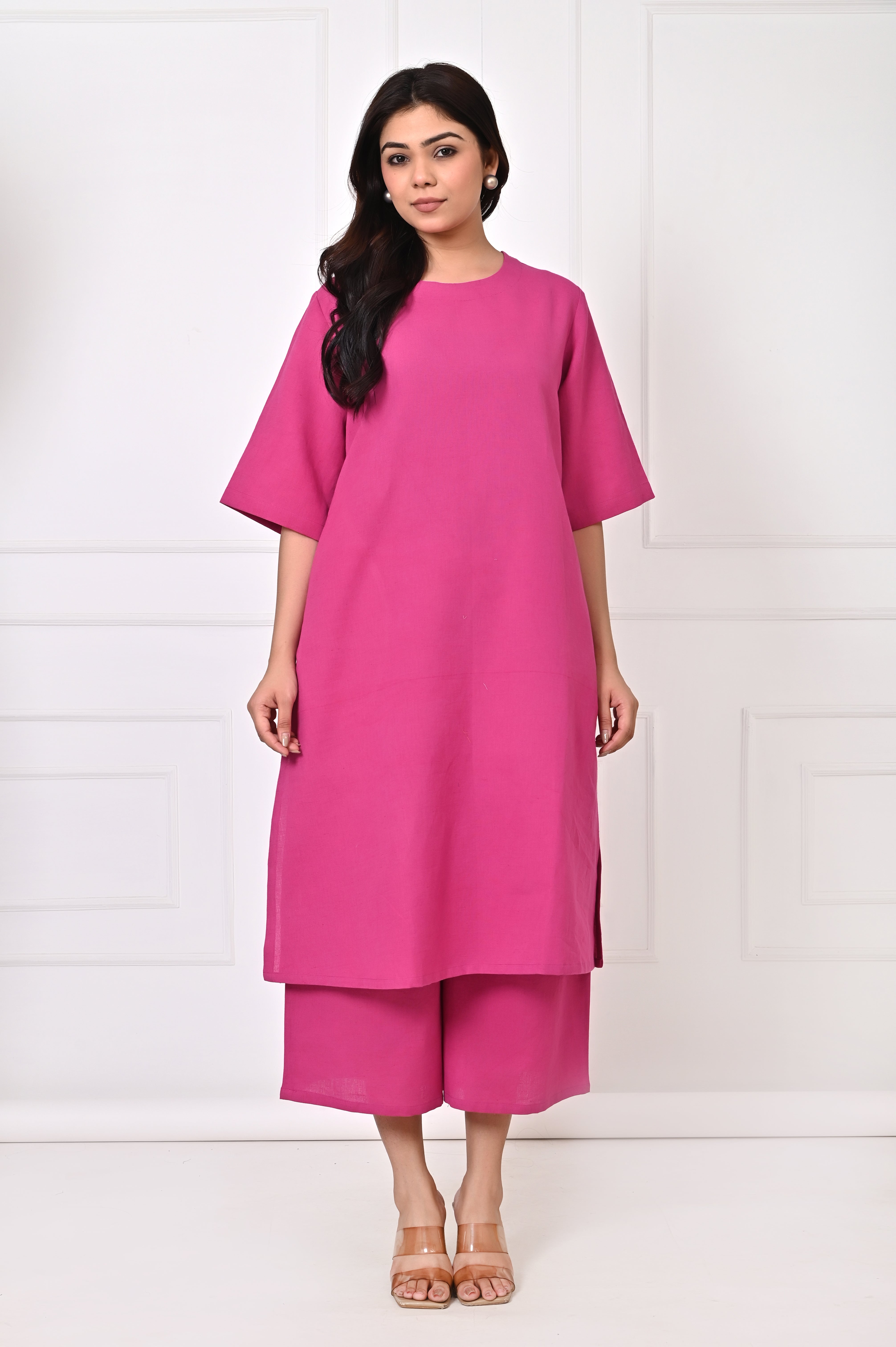 GULNAAR KURTA SET
