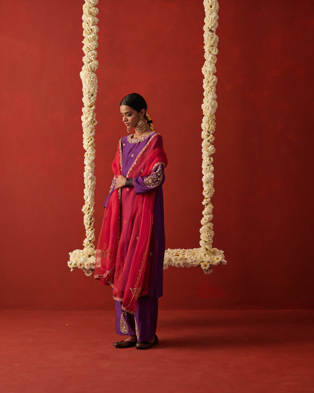 NAZAKAT & SAANWLI