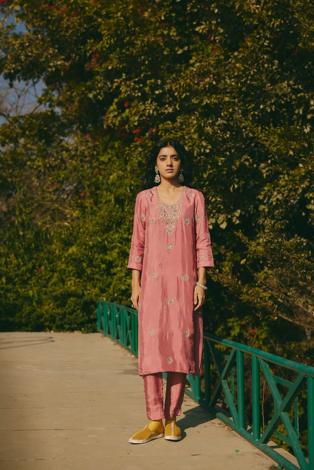 SAHER & NAAZLI rose silk kurta set with circular motifs by Rashika Mittal - front view