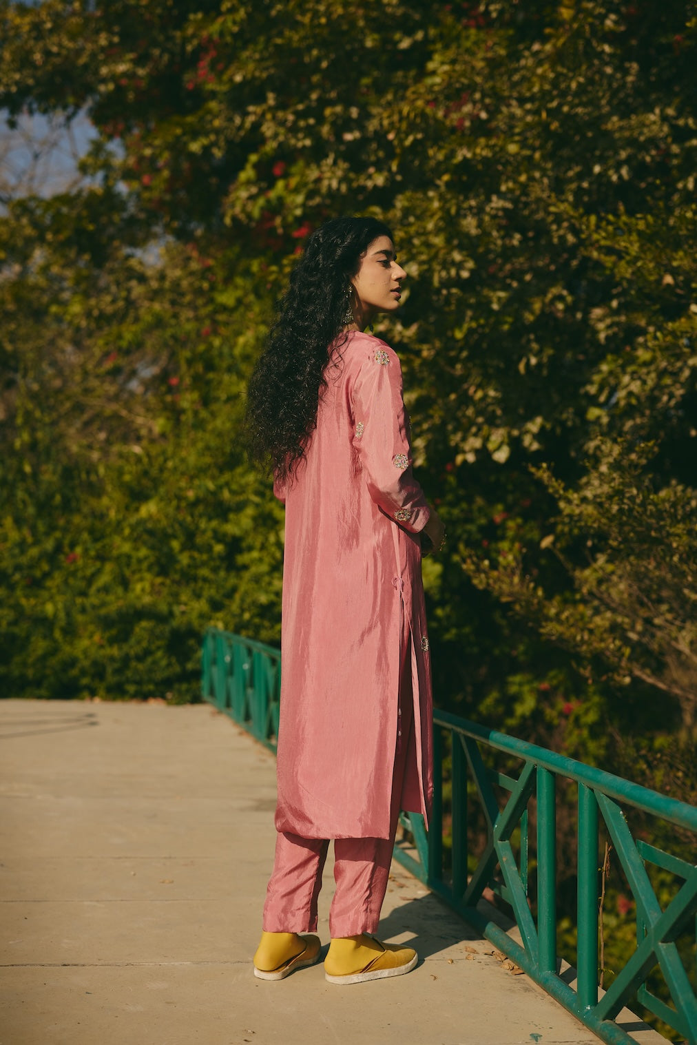SAHER & NAAZLI rose silk kurta set with circular motifs by Rashika Mittal - close-up detail
