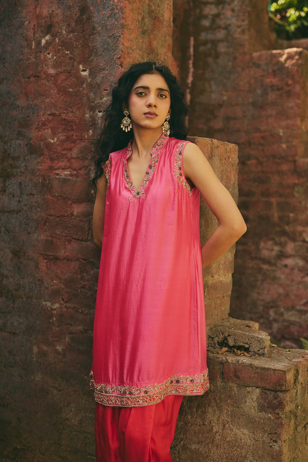 NOORPARI & SURKH rose silk kurta set with floral motifs by Rashika Mittal - fabric detail