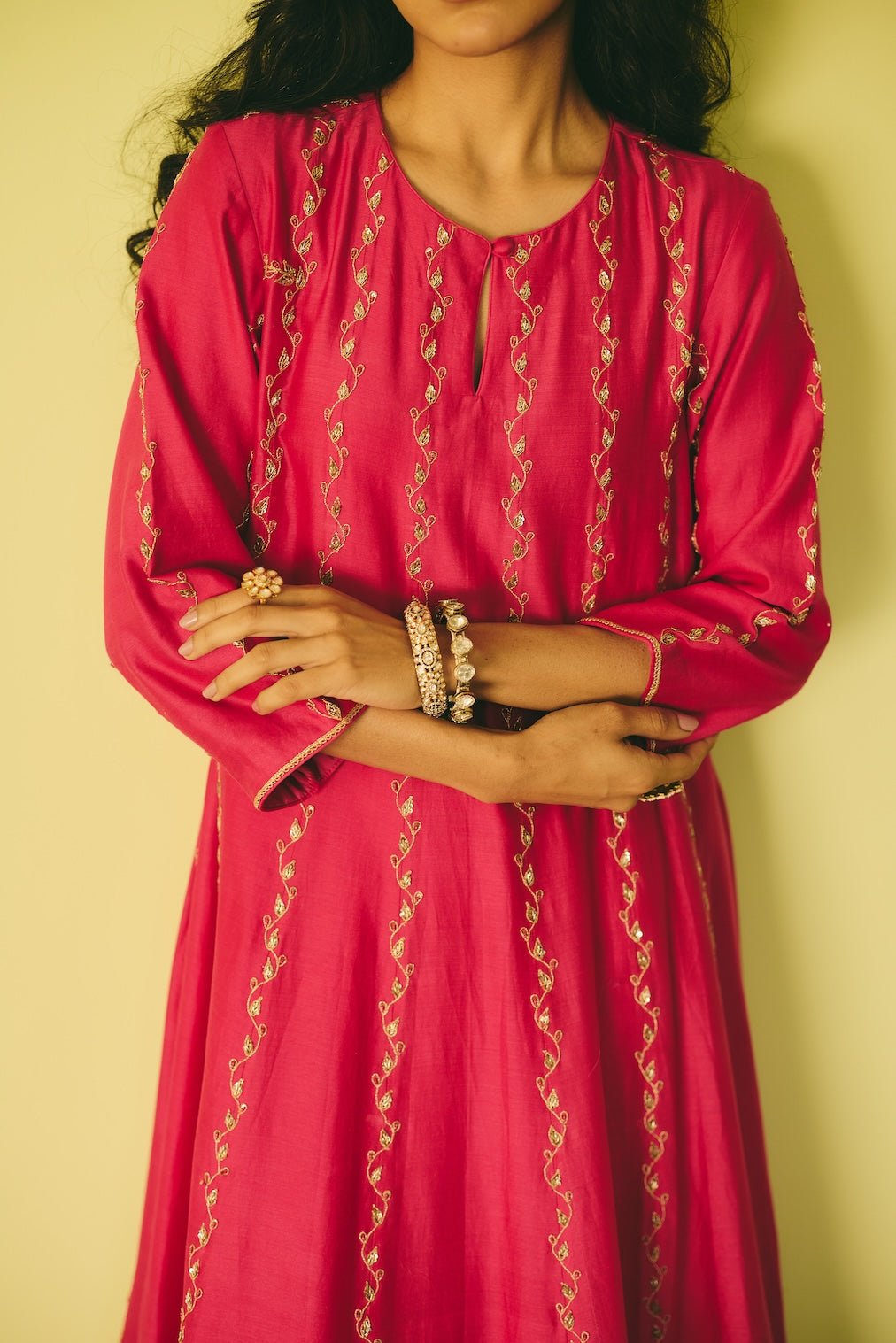 FEROZAAN & GULRAAZ fuchsia chanderi anarkali with vine motifs by Rashika Mittal - styled look