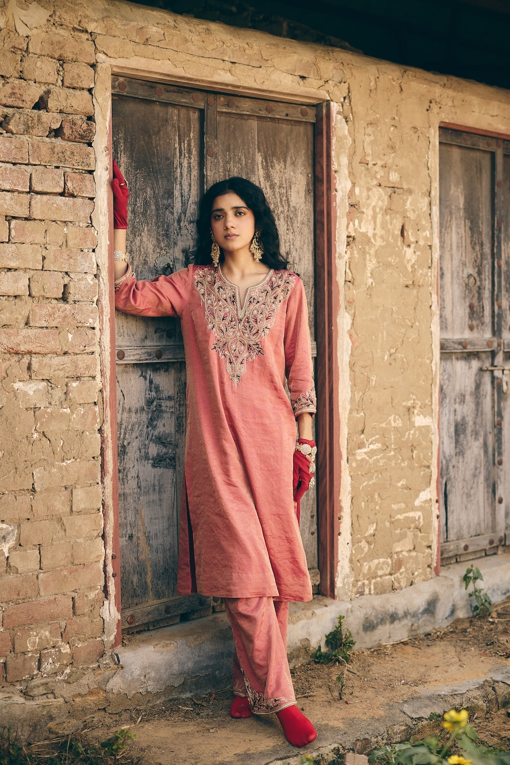 ARUNA & KAVYA coral tissue kurta set with botanical motifs by Rashika Mittal - front view