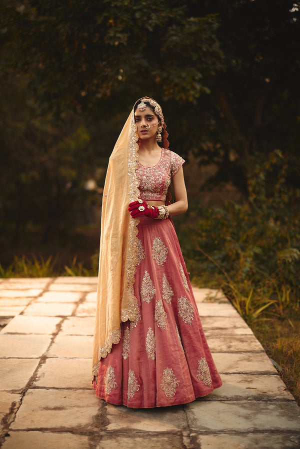 ZAIRA gold tissue dupatta with floral motifs by Rashika Mittal - front view