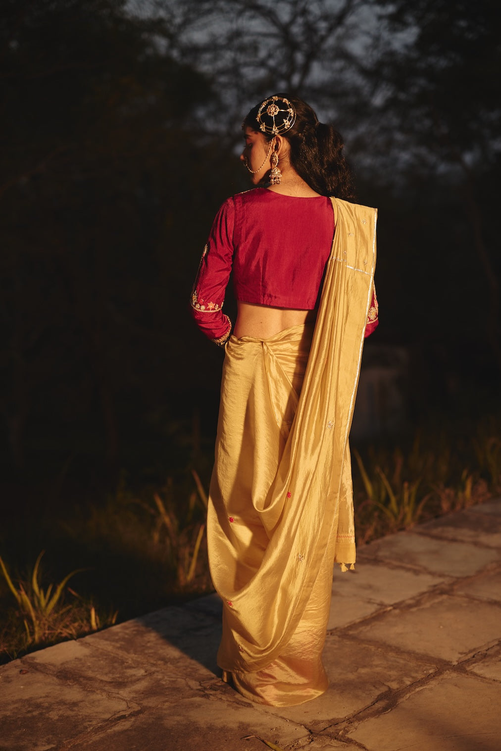 TARAAZ champagne tissue saree with jaal motifs by Rashika Mittal - styled look