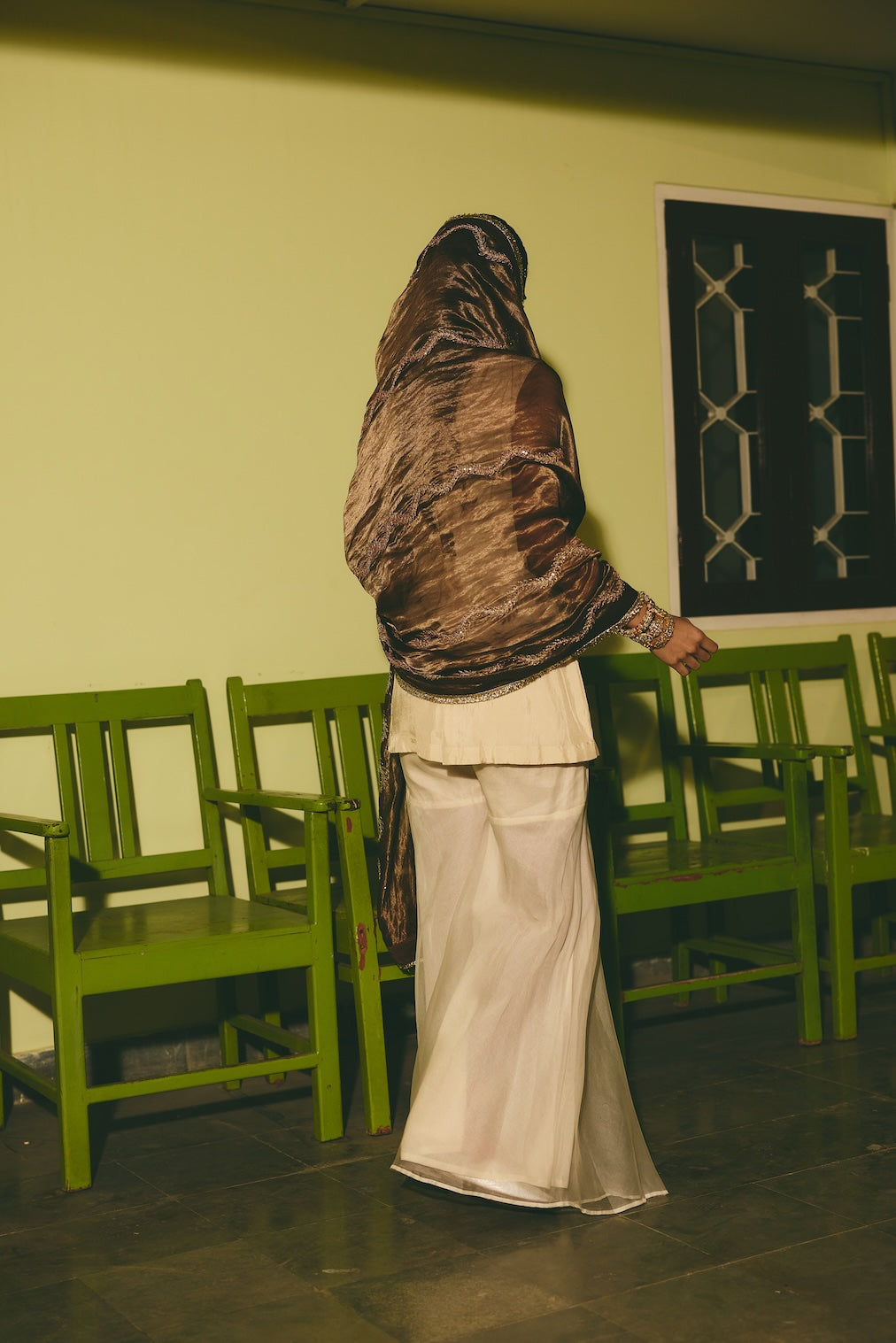 KOHINA tissue dupatta with nature motifs by Rashika Mittal - back view