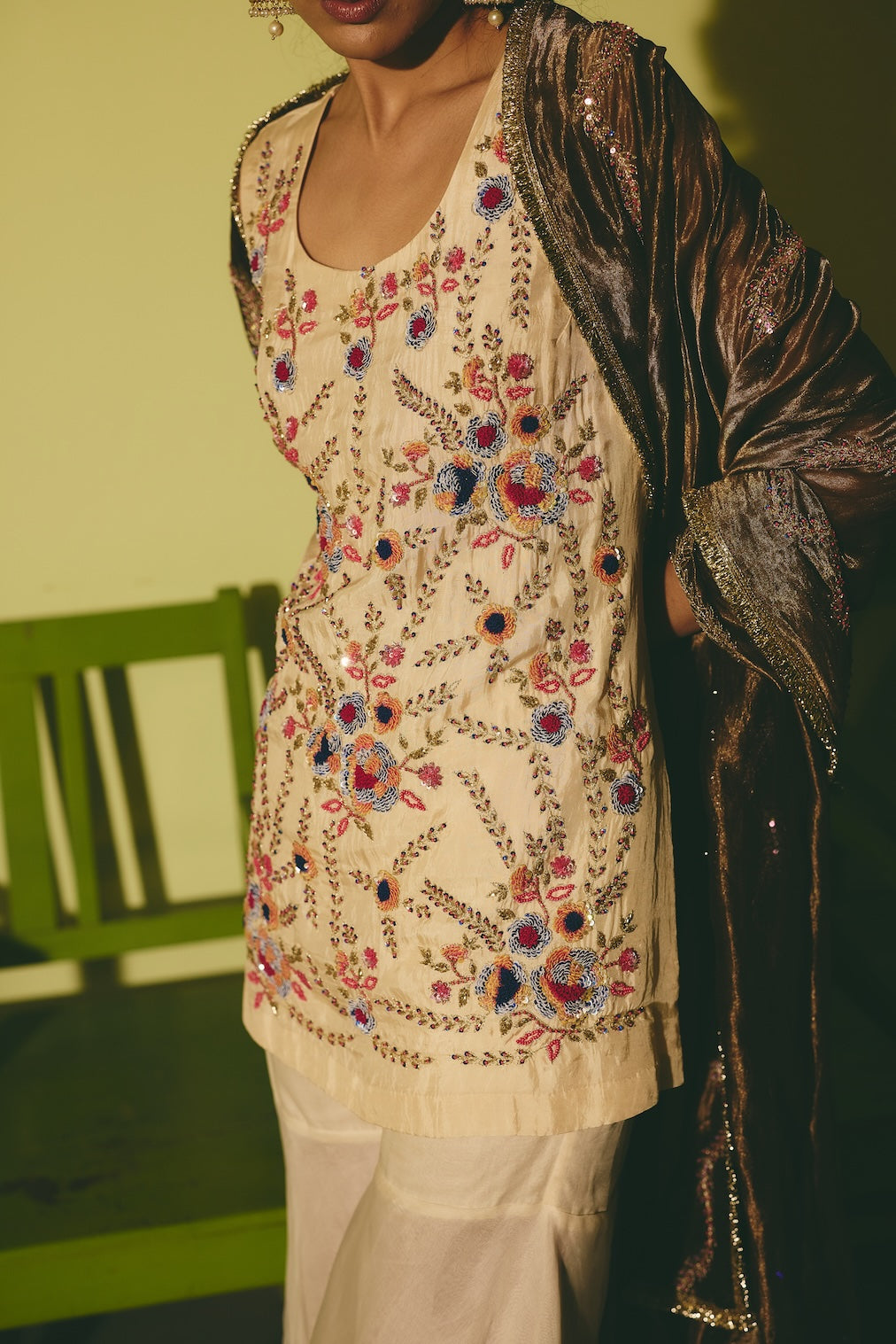 KOHINA tissue dupatta with nature motifs by Rashika Mittal - front view