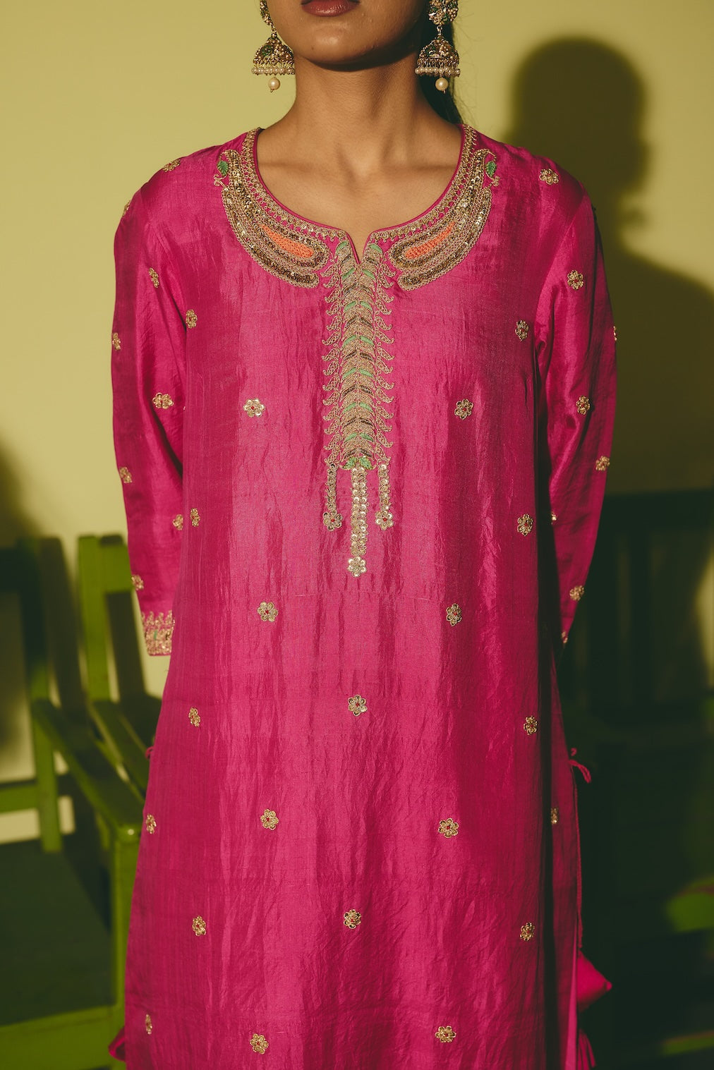 JIYA & ESHNA fuchsia silk kurta set with paisley motifs by Rashika Mittal - styled look