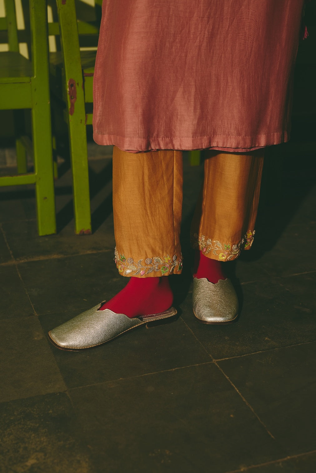 RUHANIYAT & AMBER terracotta chanderi kurta set with mughal motifs by Rashika Mittal - fabric detail