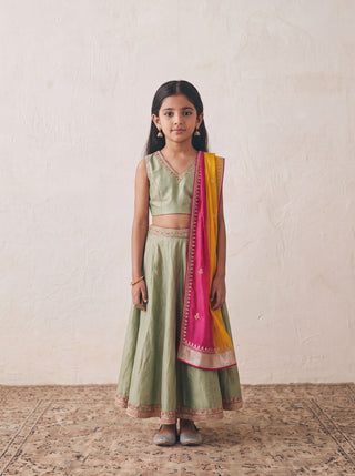 BANO & DILRUBA — KIDS